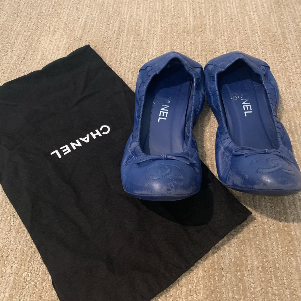 Chanel blue leather ballerina flats size 38 - Picture 2 of 12